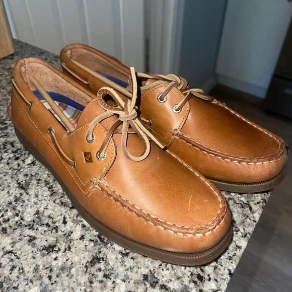 BRAND NEW SPERRYS - Picture 1 of 5